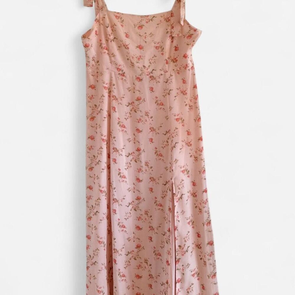 Forever 21 Women's Pink Floral Dress